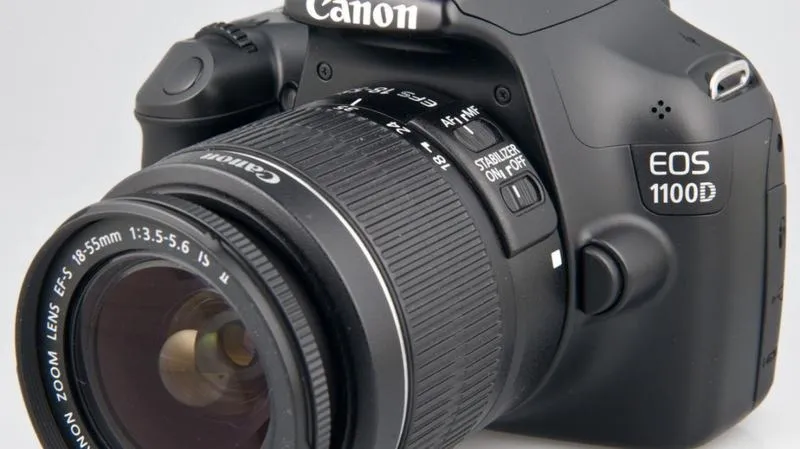 Canon lustrzanka dla początkujących – ranking modeli i porady przed zakupem