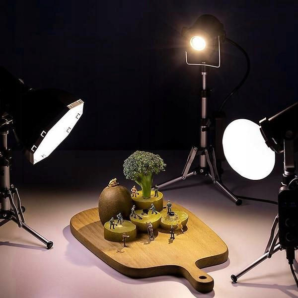Jaki aparat wybrać do studia fotograficznego: sprzęt do portretów i produktów