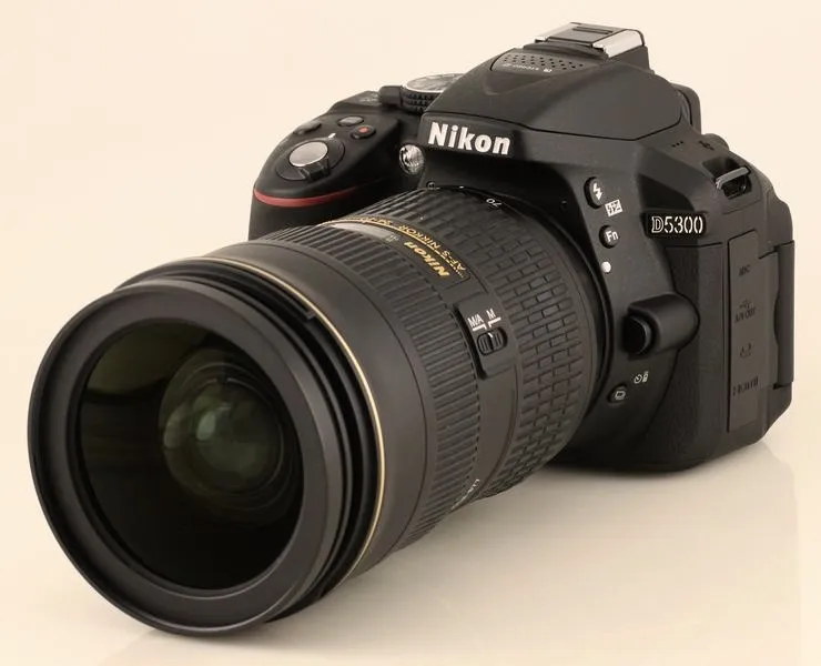Nikon D5300 w 2026 roku: Co warto wiedzieć przed zakupem?